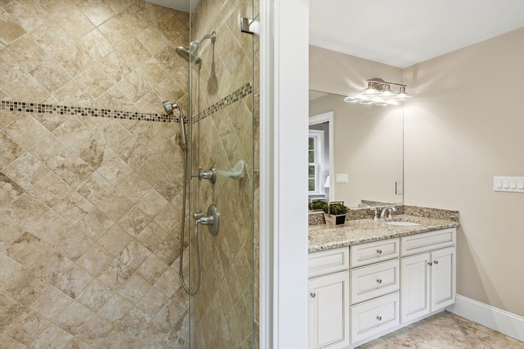 7 Davis Road Bedford, MA 01730 - Photo 21 of 37