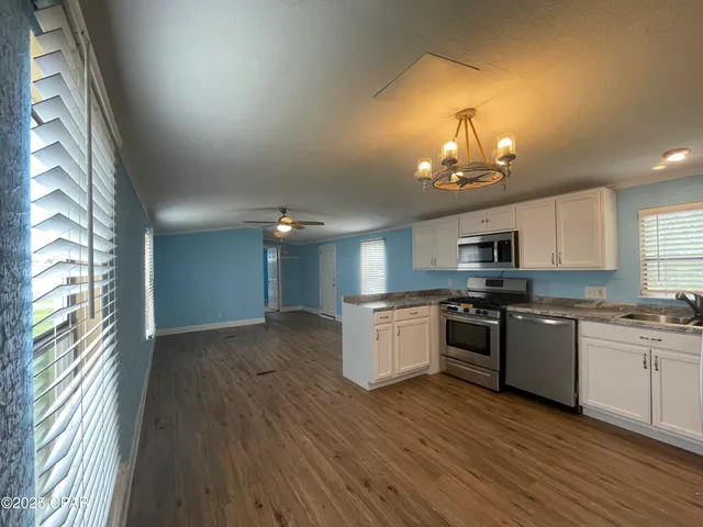 $1,495 | 2442 Stacy Drive, Panama City, FL 32405