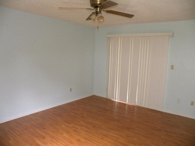 201 North Beech Street Foley, AL 36535 - Photo 7 of 10