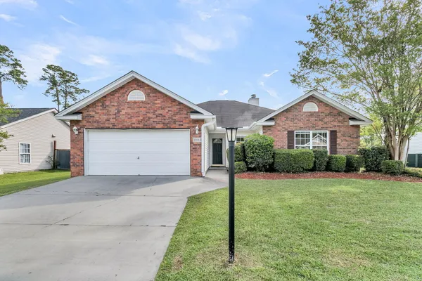 $2,250 | 1004 Cobblestone Boulevard, Summerville, SC 29486