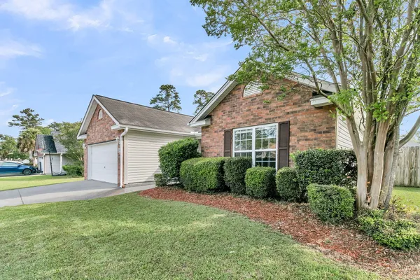 $2,250 | 1004 Cobblestone Boulevard, Summerville, SC 29486