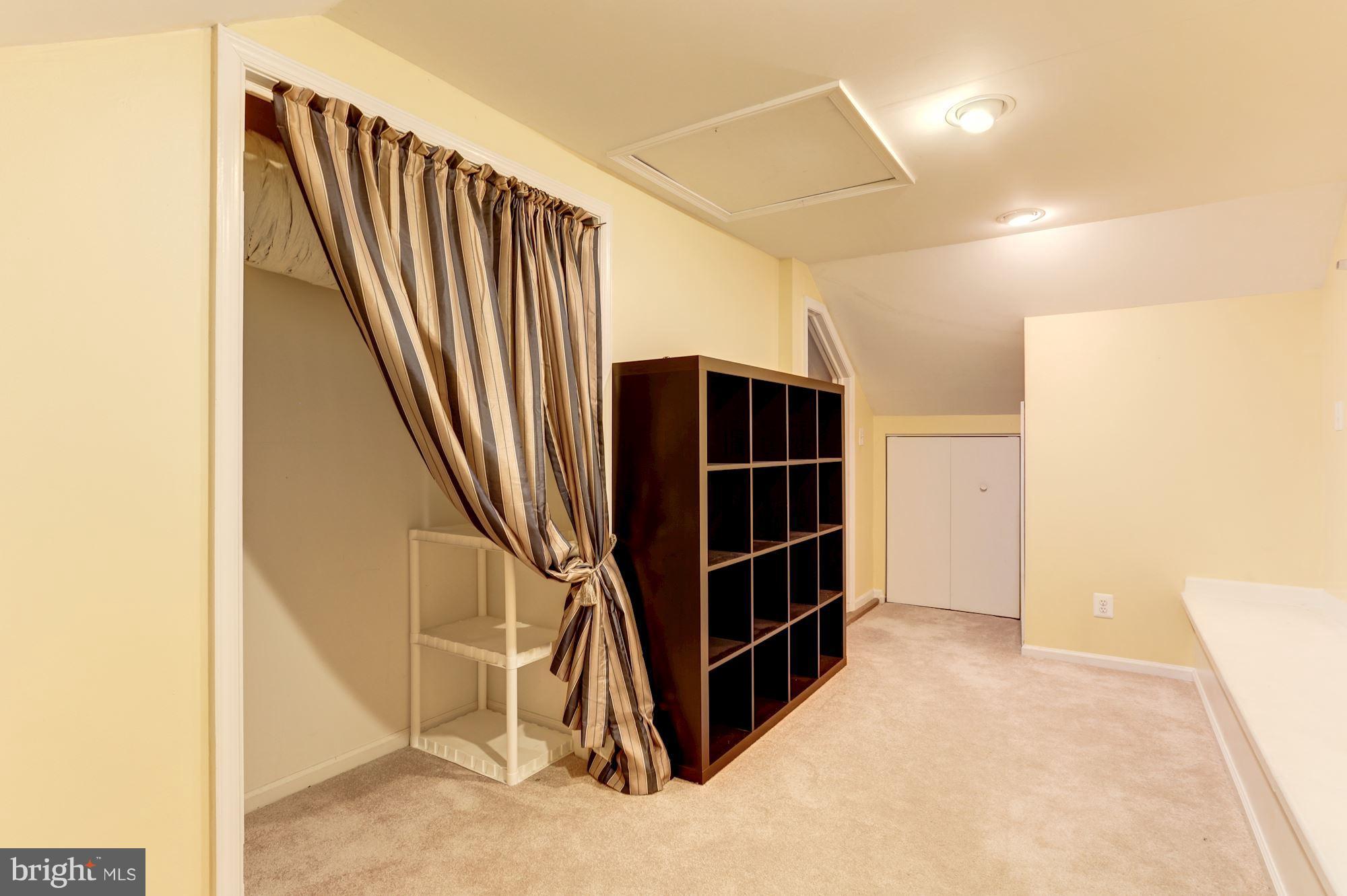 4608 31st Road South, Unit B2 Arlington, VA 22206 - Photo 22 of 29 a view of entryway