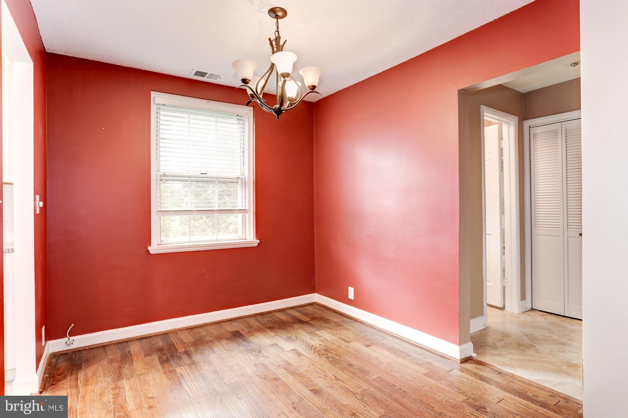 4608 31st Road South, Unit B2 Arlington, VA 22206 - Photo 8 of 29 an empty room with windows