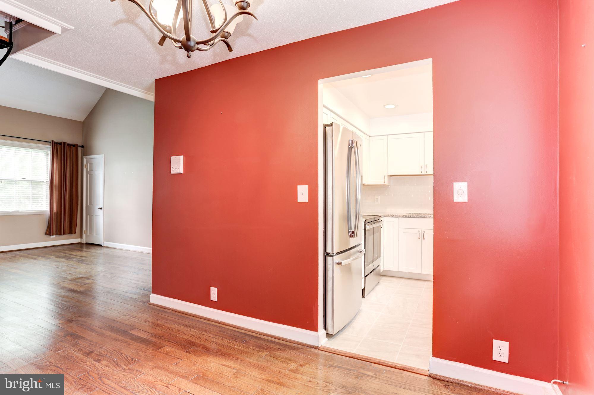 4608 31st Road South, Unit B2 Arlington, VA 22206 - Photo 10 of 29 a view of a livingroom with wooden floor