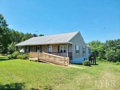 780 Vineyard Road Concord, VA 24538 - Photo 1 of 26 a front view of a house with a yard