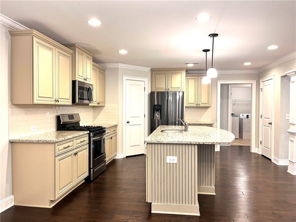 202 Blasted Rock Road Auburn, AL 36830 - Photo 7 of 19 Gallery Image 7