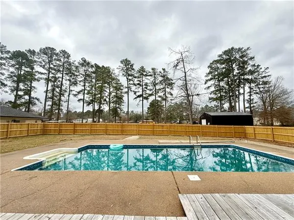 $264,500 | 1144 Tousley Drive, Olla, LA 71465