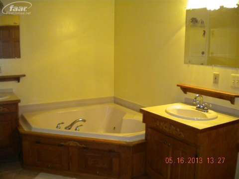 12322 Wilson Road Otisville, MI 48463 - Photo 6 of 24 20356969-5.JPG