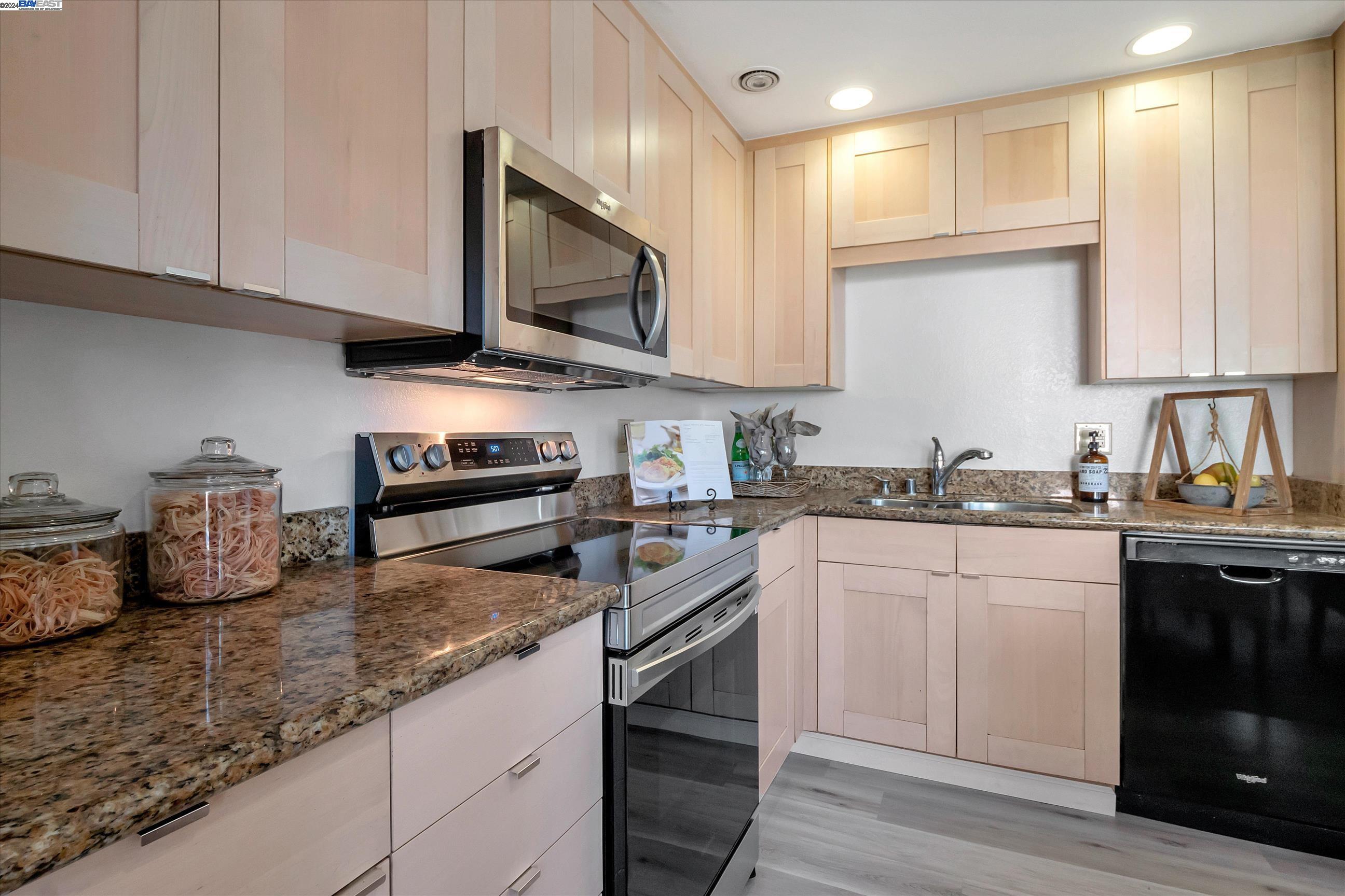 337 Chris Common, Unit 109 Livermore, CA 94550 - Photo 4 of 14