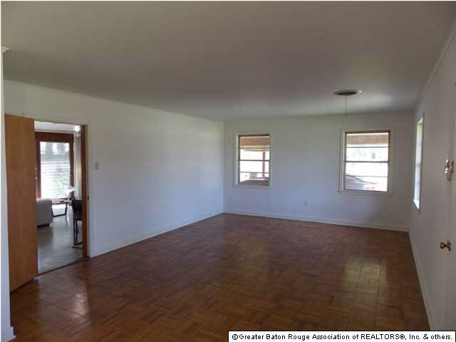 8940 Florida Boulevard Baton Rouge, LA 70815 - Photo 4 of 18 Gallery Image 4