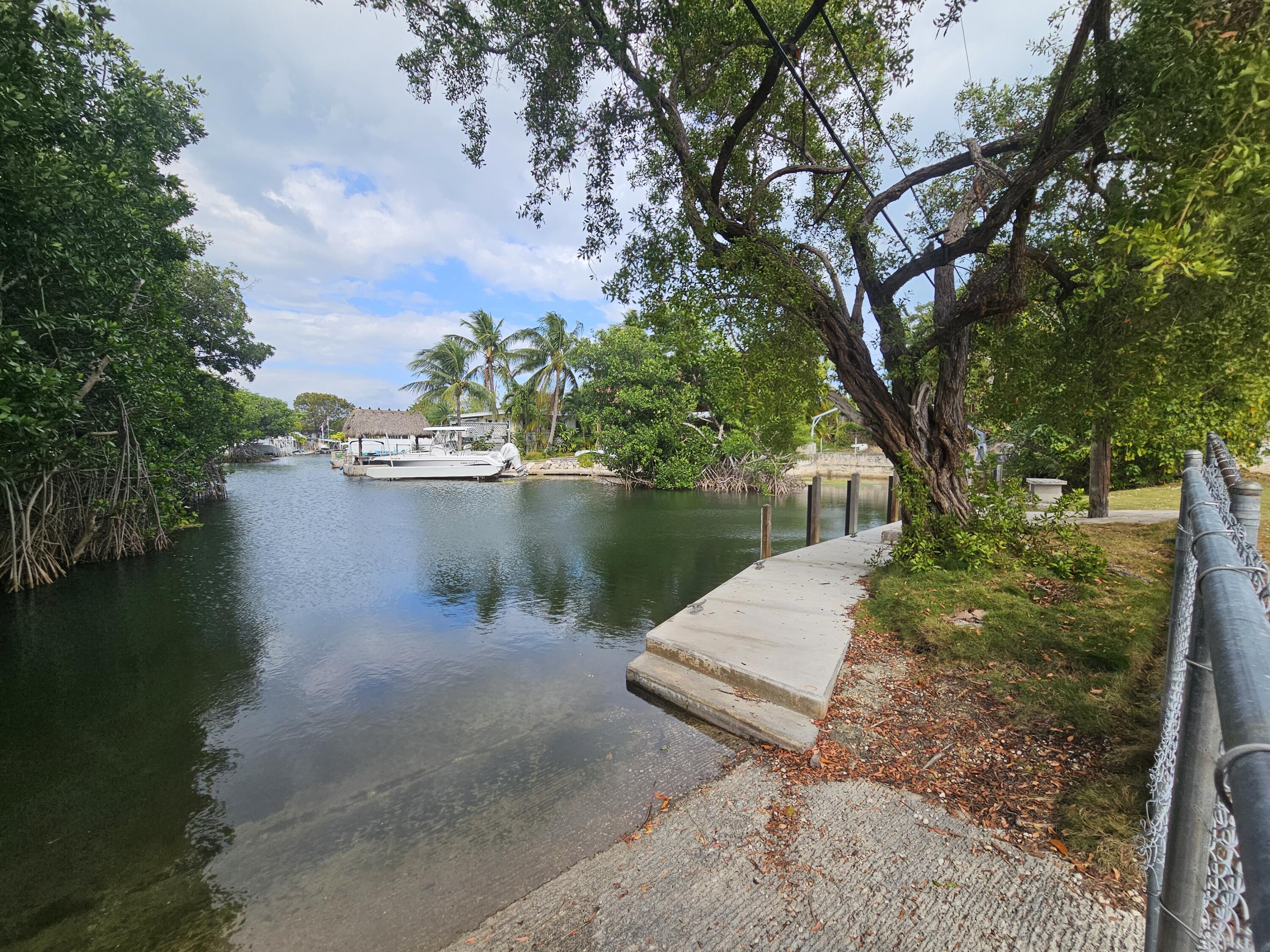 85 Henry Morgan Drive Key Largo, FL 33037 - Photo 37 of 40
