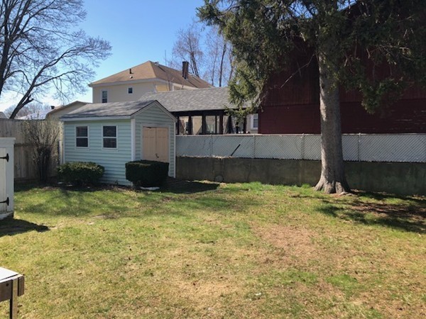 73-75 Inman Street Lawrence, MA 01843 - Photo 5 of 6 Gallery Image 5