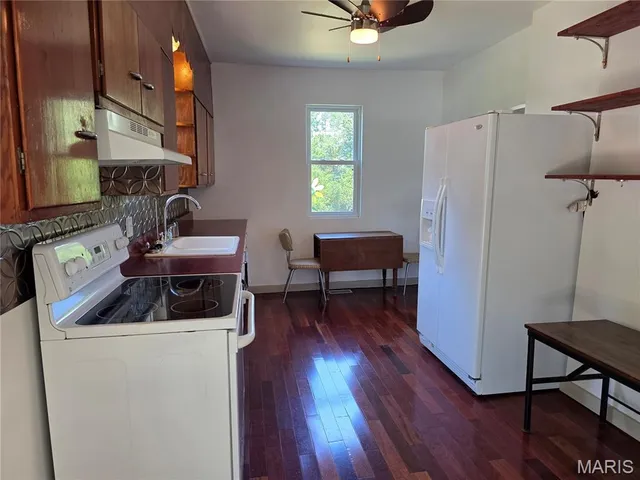 $179,900 | 22746 Nebraska Road, Ashley, IL 62808