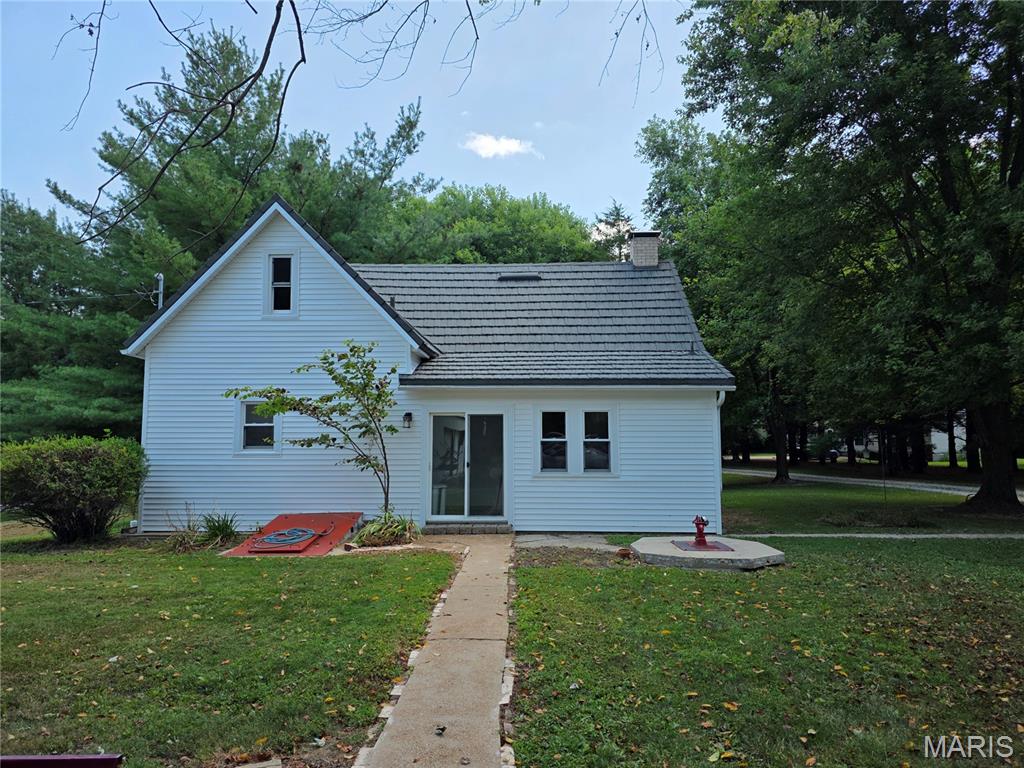 22746 Nebraska Road Ashley, IL 62808 - Photo 2 of 27