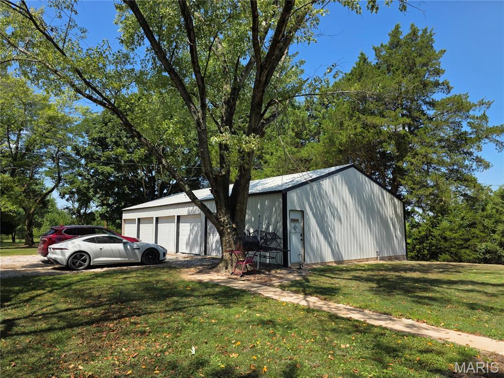 22746 Nebraska Road Ashley, IL 62808 - Photo 8 of 27