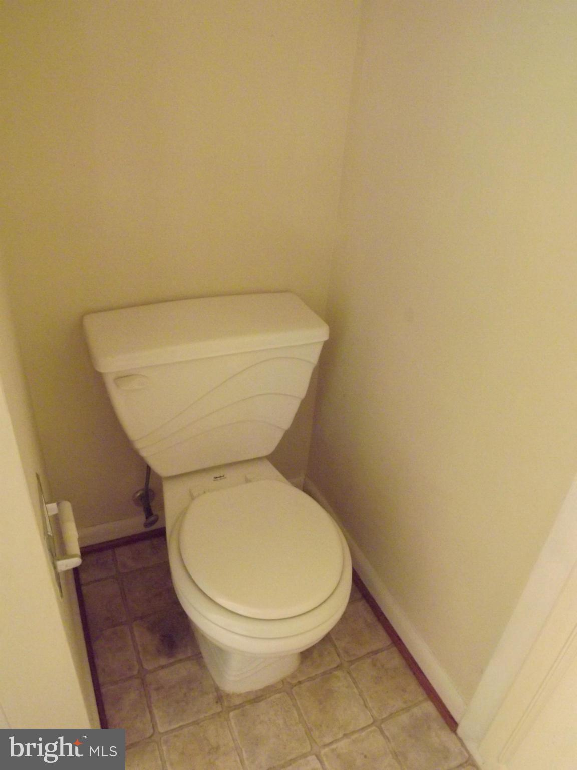 9610 Trepid Road Baltimore, MD 21236 - Photo 24 of 30 Bath