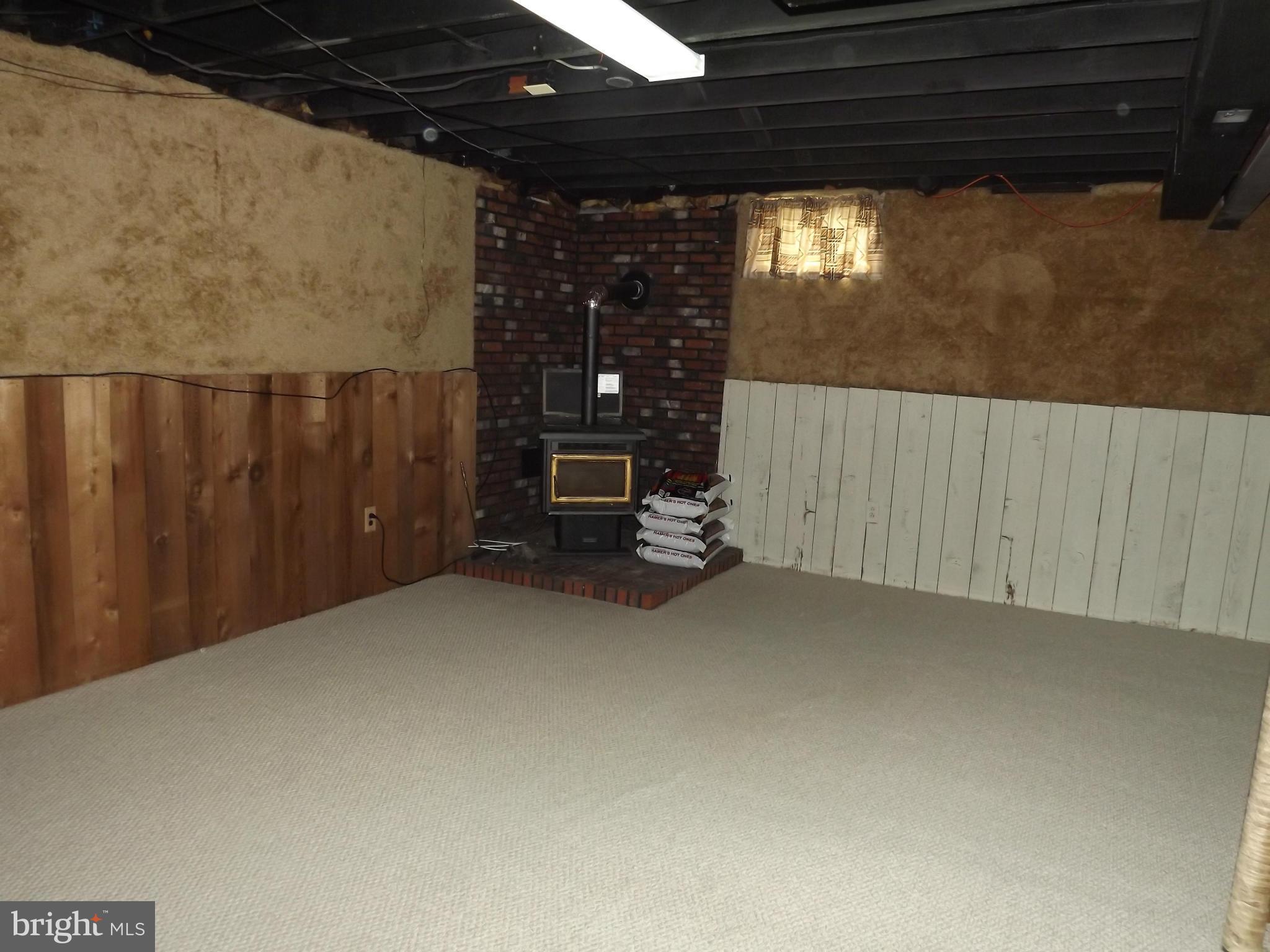 9610 Trepid Road Baltimore, MD 21236 - Photo 26 of 30 Family Room