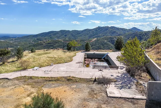 a view of outdoor space with a street