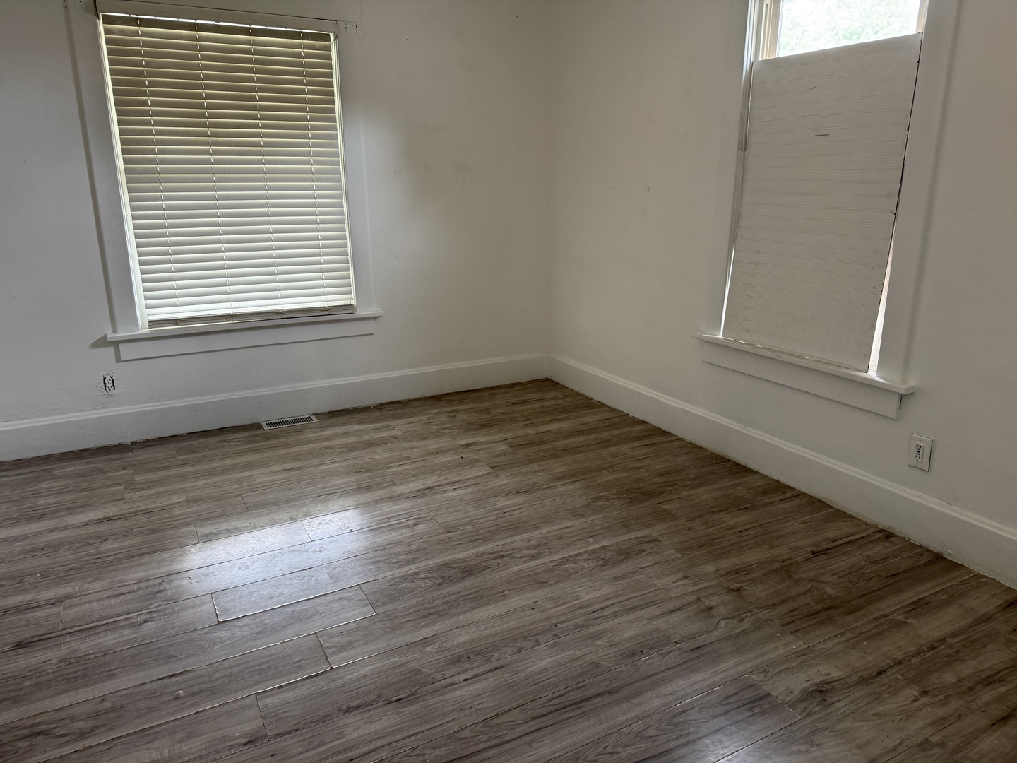 314 Main Street Hooppole, IL 61258 - Photo 9 of 20