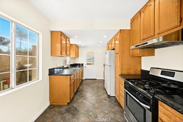 $615,000 | 13275 17th Street, Chino, CA 91710