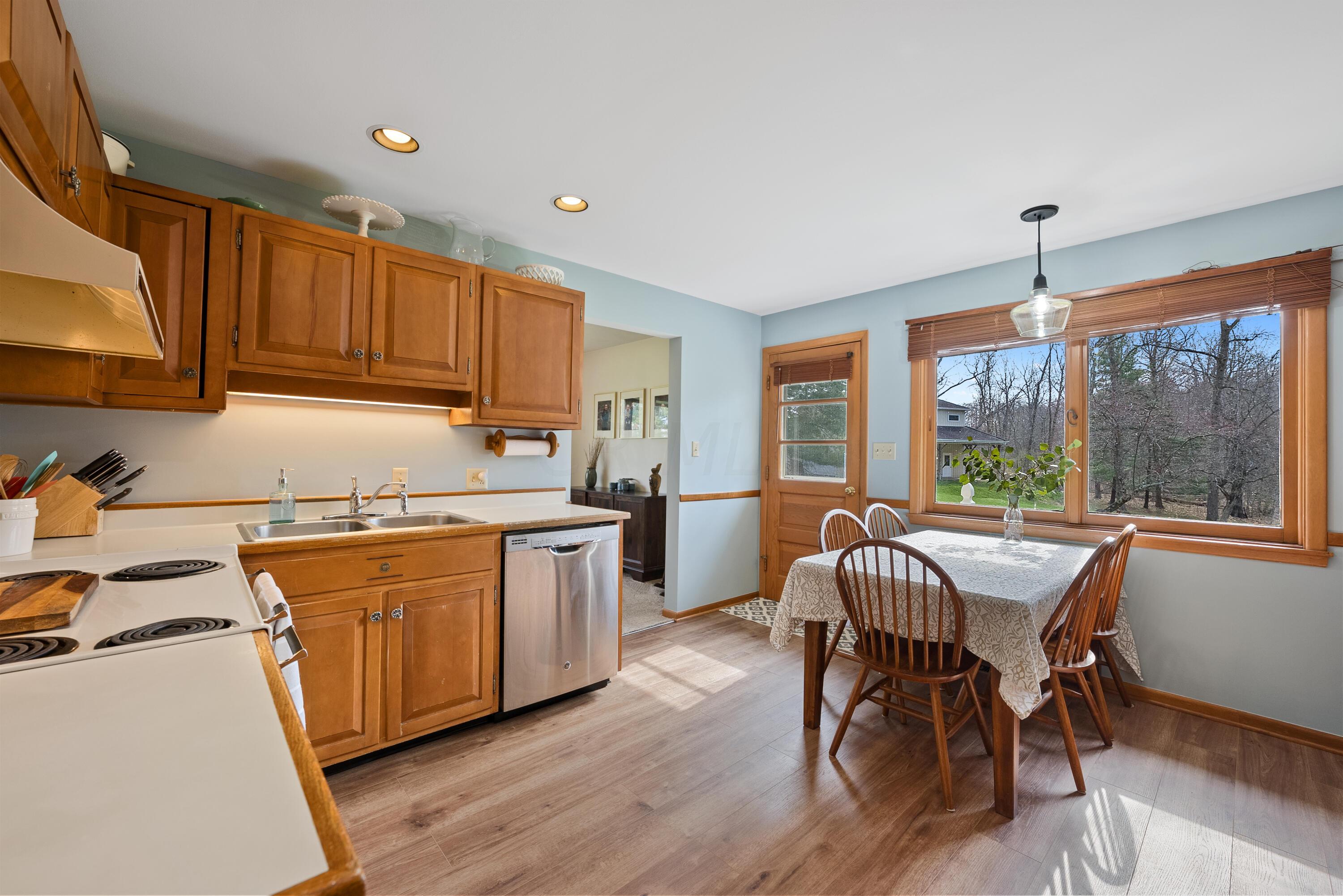 4450 Harlem Road Galena, OH 43021 - Photo 15 of 44 Gallery Image 15