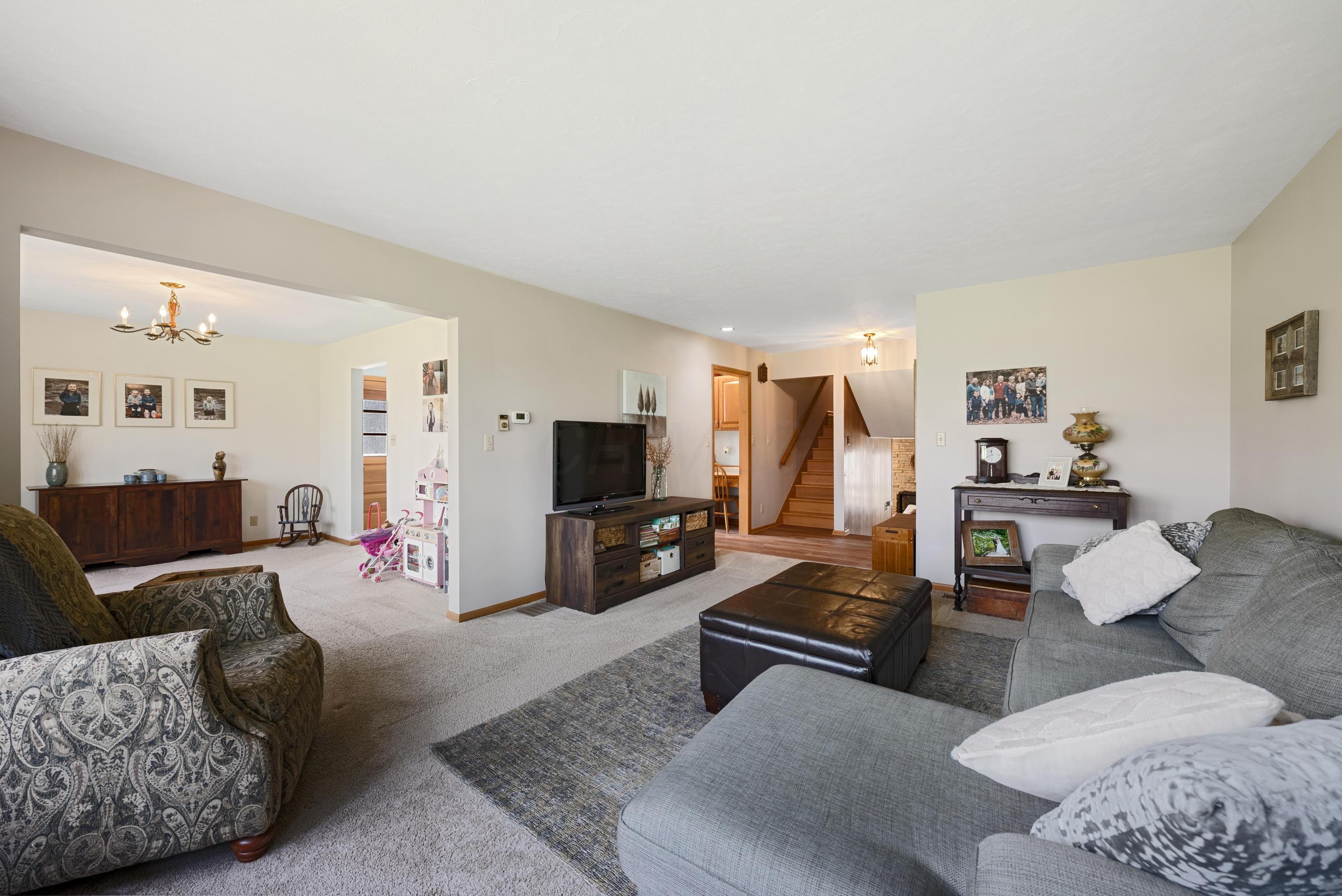 4450 Harlem Road Galena, OH 43021 - Photo 9 of 44 Gallery Image 9