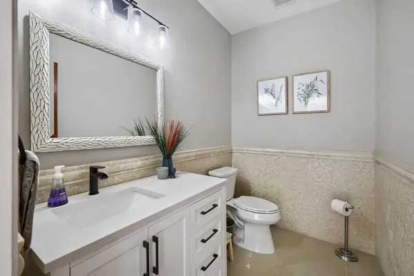 $1,159,000 | 155 Michigan Drive, Bloomingdale, IL 60108