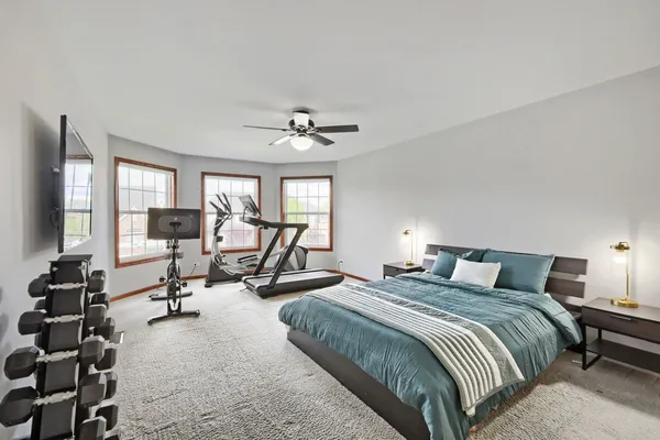 $1,159,000 | 155 Michigan Drive, Bloomingdale, IL 60108