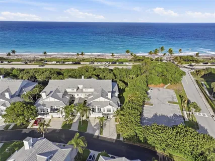 $739,900 | 109 Mainsail Circle, Unit 1, Jupiter, FL 33477