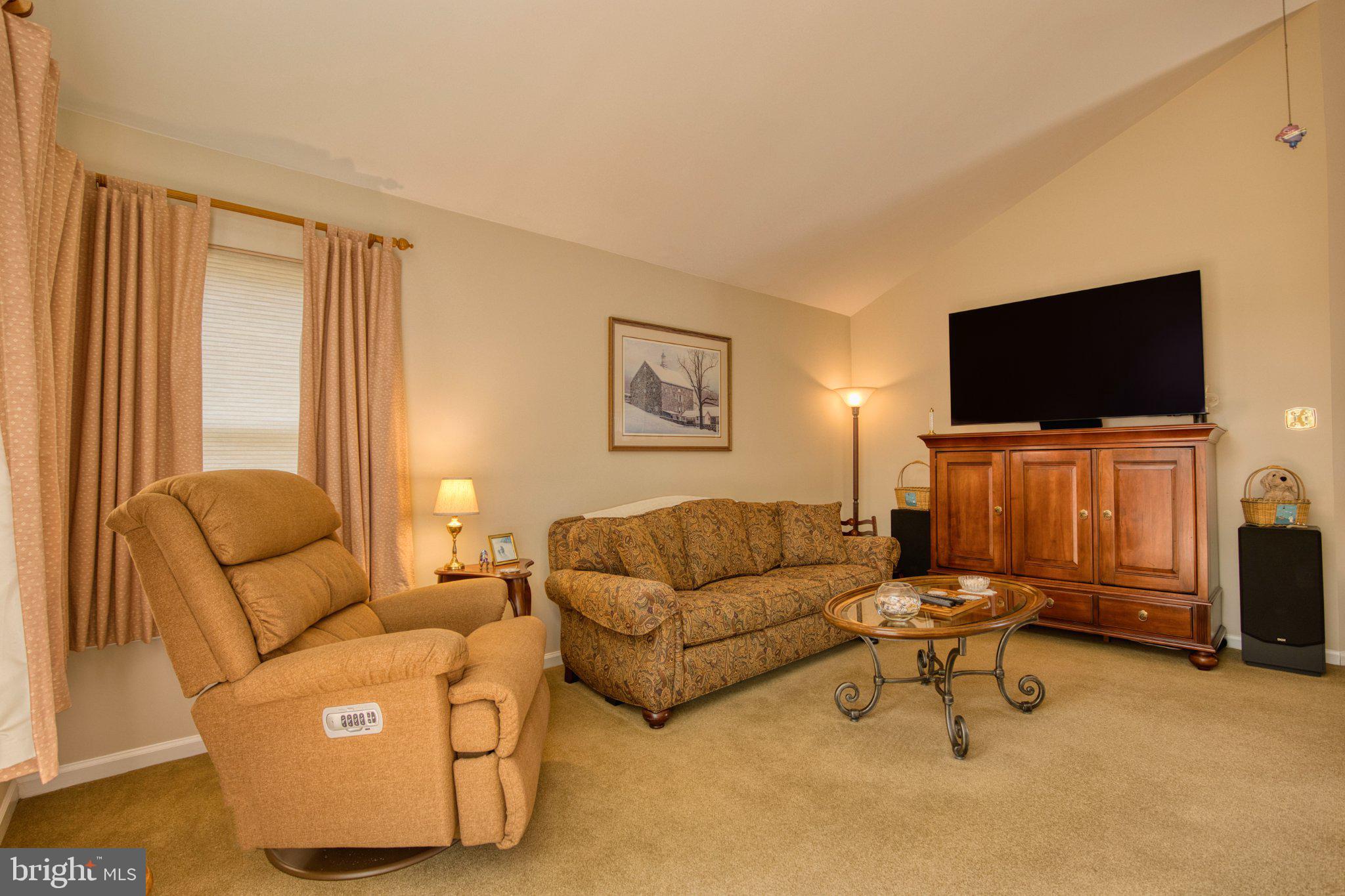641 Stewart Road Collegeville, PA 19426 - Photo 17 of 32 Living room - comfortable gathering space