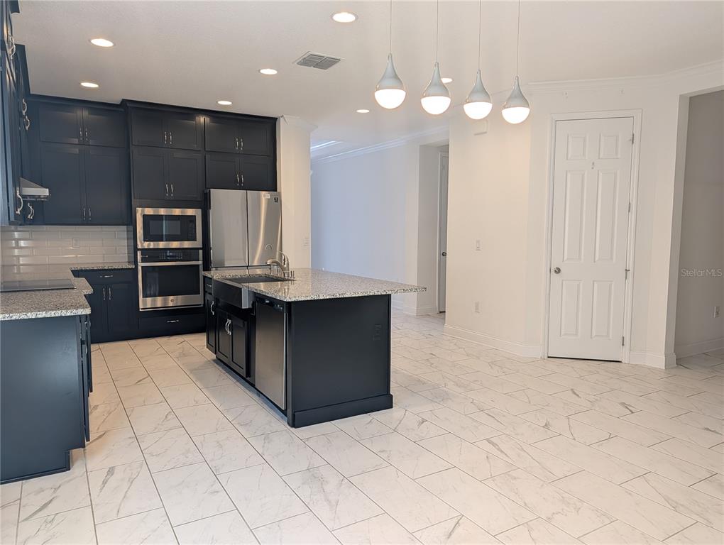 703 Hyperion Drive DeBary, FL 32713 - Photo 6 of 10