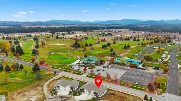 $505,850 | 22 North Country Club Drive, Unit 22, Deer Park, WA 99006
