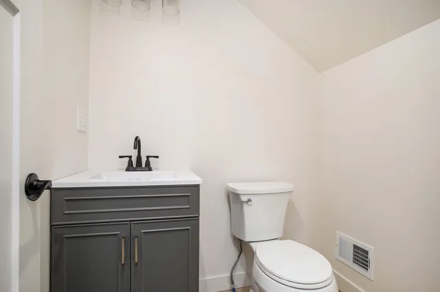 $650,000 | 786 West Colon Road, Bronson, MI 49028