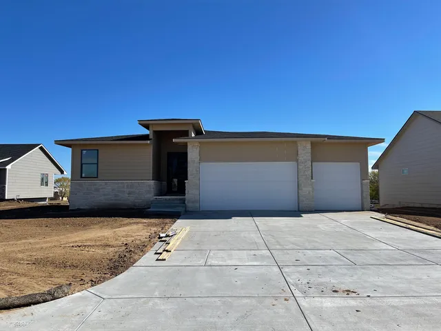 $399,665 | 1248 Outland Court, Goddard, KS 67052