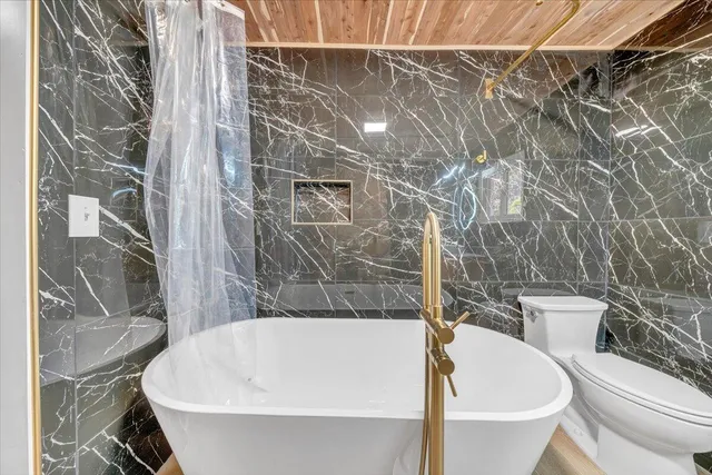 $250,000 | 1203 Bottom Creek Lane, Bent Mountain, VA 24059