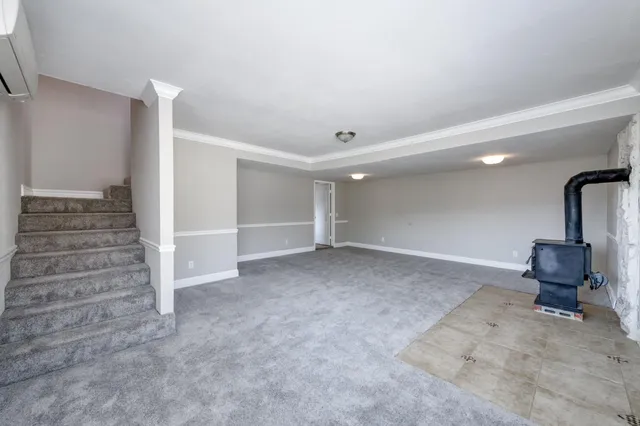 a view of entryway and hall