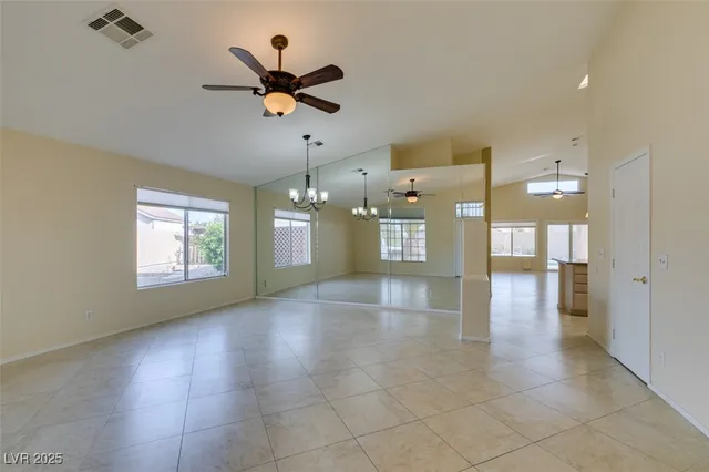 $575,000 | 1050 Kennebunk Circle, Henderson, NV 89015