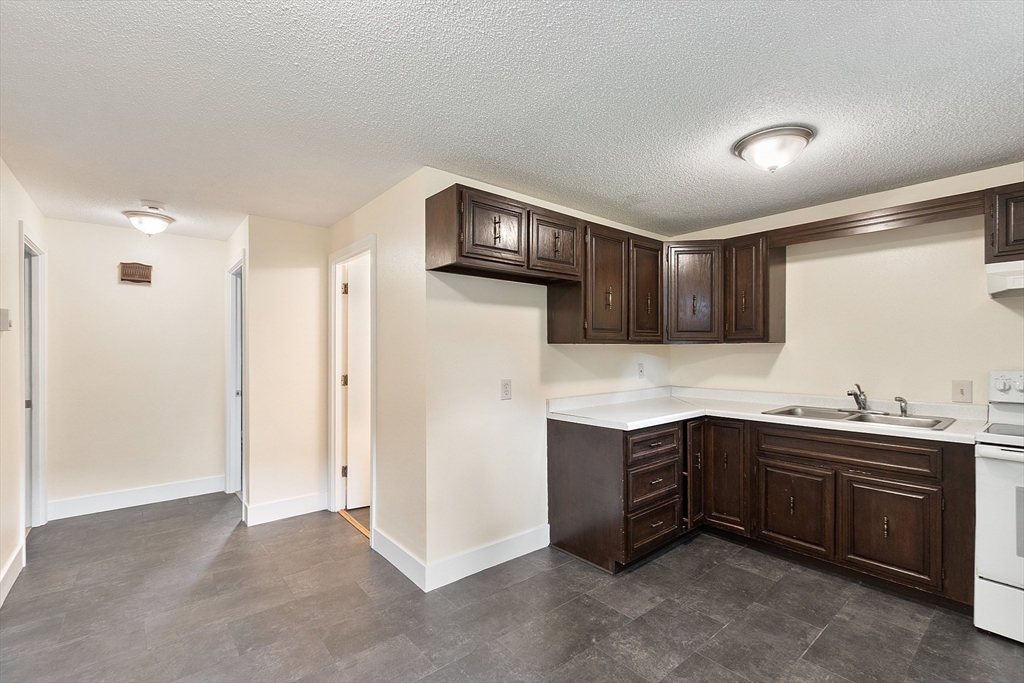6 Maverick Road Worcester, MA 01604 - Photo 14 of 37 Gallery Image 14
