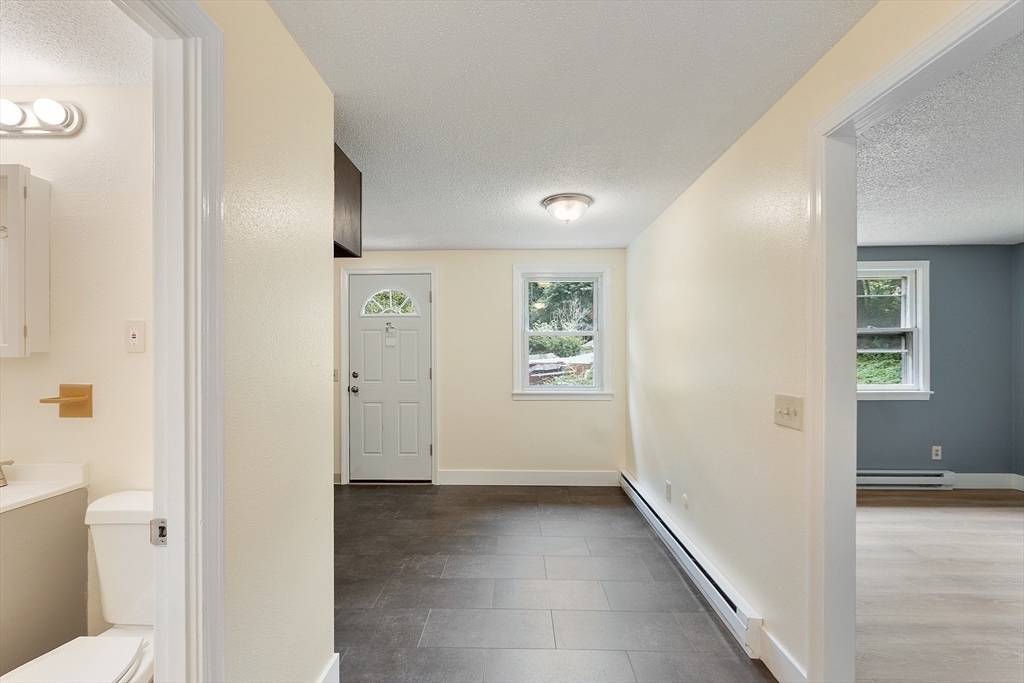 6 Maverick Road Worcester, MA 01604 - Photo 19 of 37 Gallery Image 19
