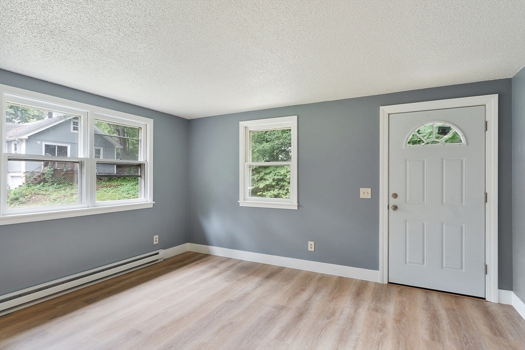 6 Maverick Road Worcester, MA 01604 - Photo 22 of 37 Gallery Image 22