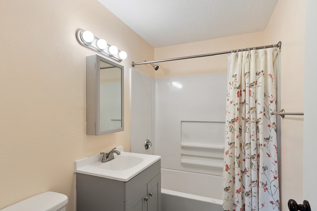 6 Maverick Road Worcester, MA 01604 - Photo 26 of 37 Gallery Image 26