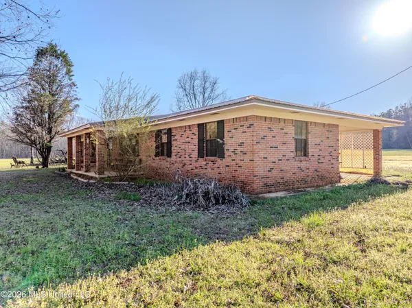 $200,000 | 238 County Road 275, Water Valley, MS 38965