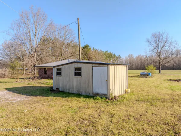 $200,000 | 238 County Road 275, Water Valley, MS 38965