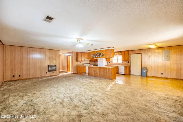 $200,000 | 238 County Road 275, Water Valley, MS 38965