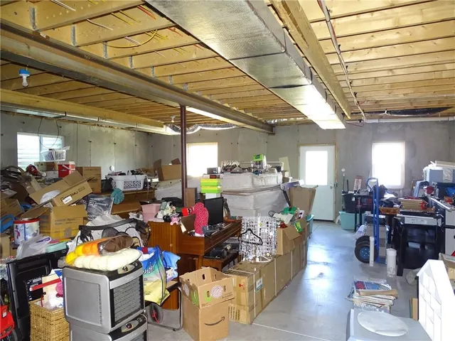 $450,000 | 15915 Eisenhower Road, Leavenworth, KS 66048