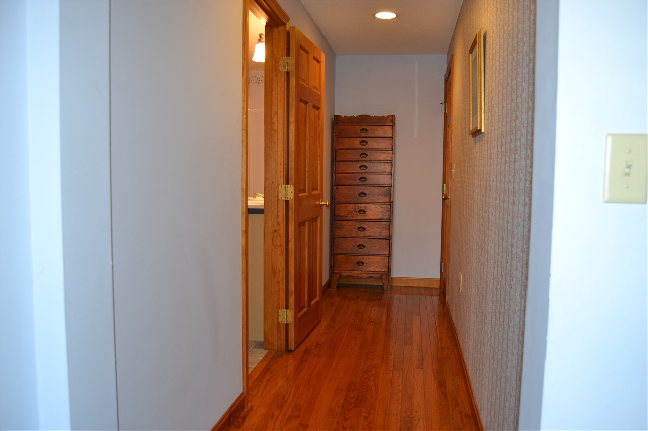 48 Woodhill Hooksett Road Bow, NH 03304 - Photo 11 of 39