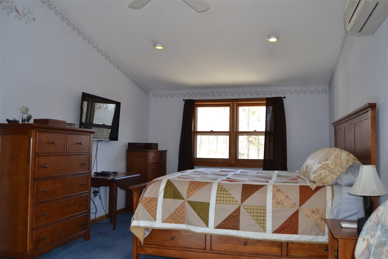 48 Woodhill Hooksett Road Bow, NH 03304 - Photo 15 of 39