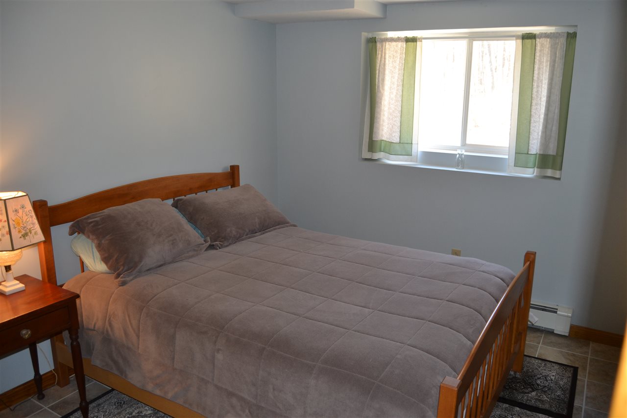 48 Woodhill Hooksett Road Bow, NH 03304 - Photo 26 of 39