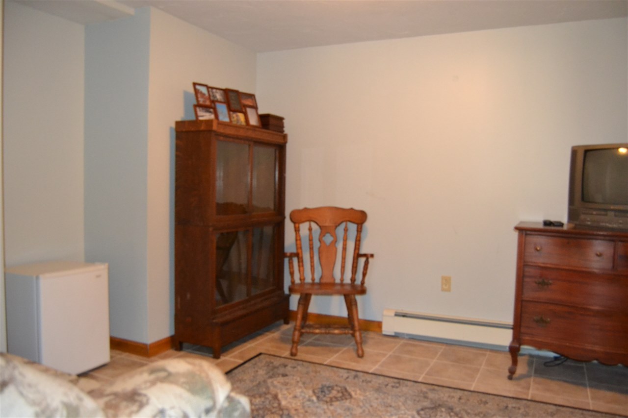 48 Woodhill Hooksett Road Bow, NH 03304 - Photo 28 of 39