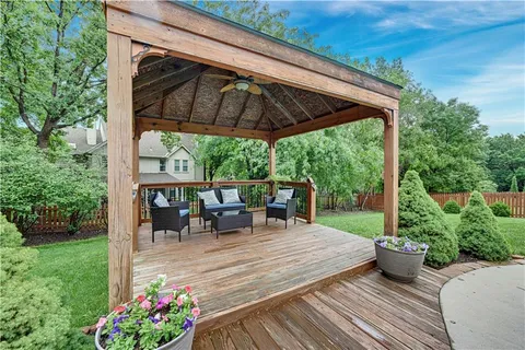 $740,000 | 8520 West 142nd Street, Overland Park, KS 66223